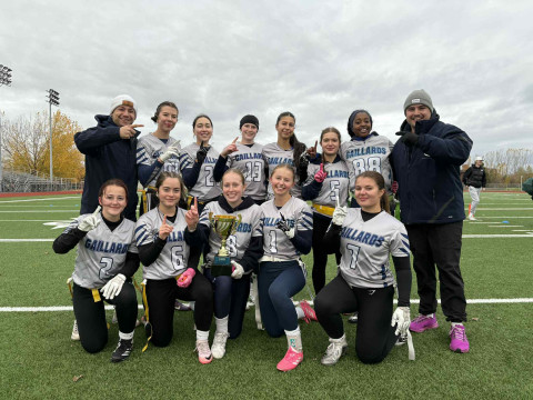 Équipe de flag football féminin du Cégep de Jonquière