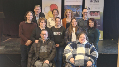 Dévoilement de l'exposition, en présence de nombreux partenaires