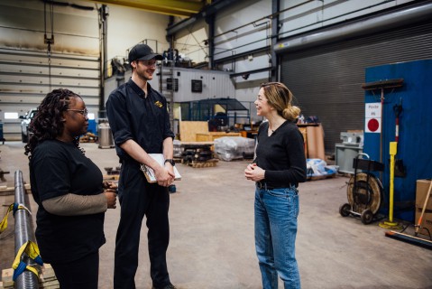 Loucas discute avec passion de son travail en tant que coordonnateur qualité et optimisation chez Dodec.