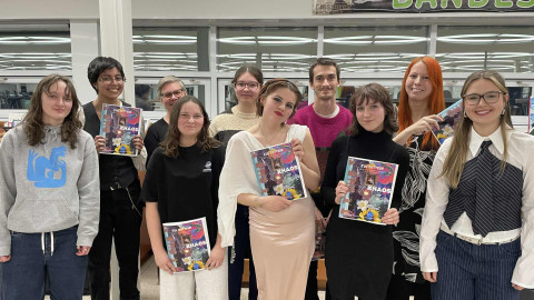 Les étudiantes et les étudiants ayant collaboré à la production du nouveau numéro de la revue Su'l cotteur.